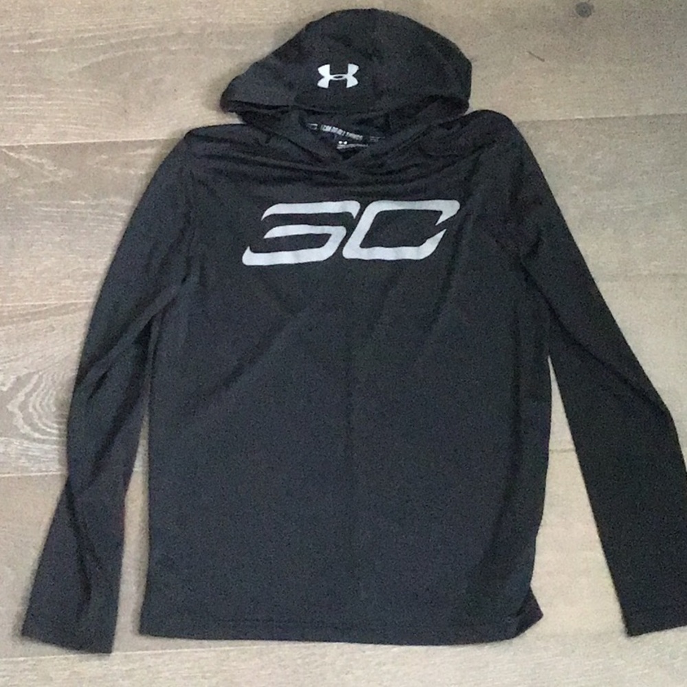 Boy’s Large Long Sleeve Under Armour